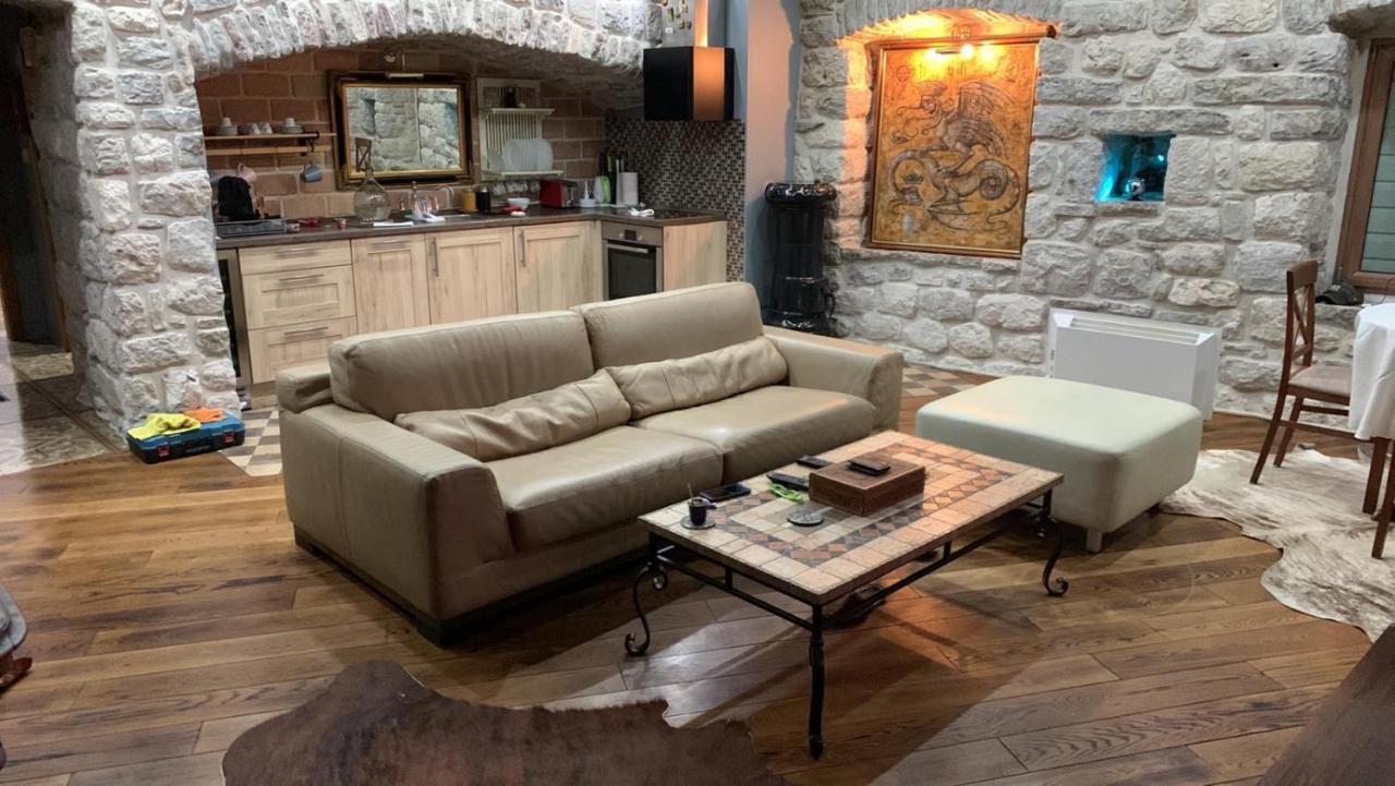 פראסט Kazerma Apartment מראה חיצוני תמונה